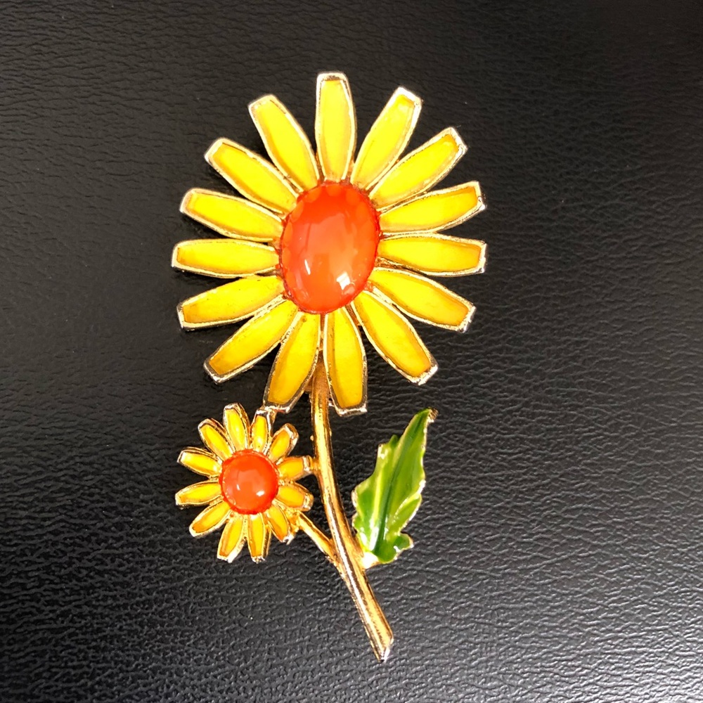 Vintage WEISS Daisy Yellow & Orange Enamel Brooch